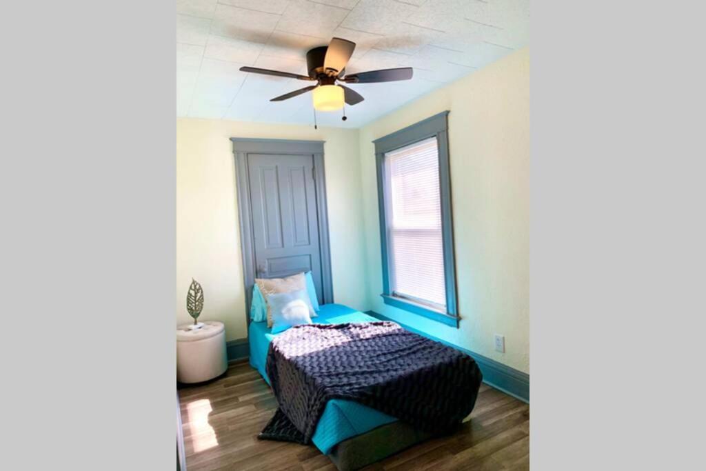 Vila 5Br Niagara Getaway Prime Location-Sleeps 10 Niagara Falls Exteriér fotografie